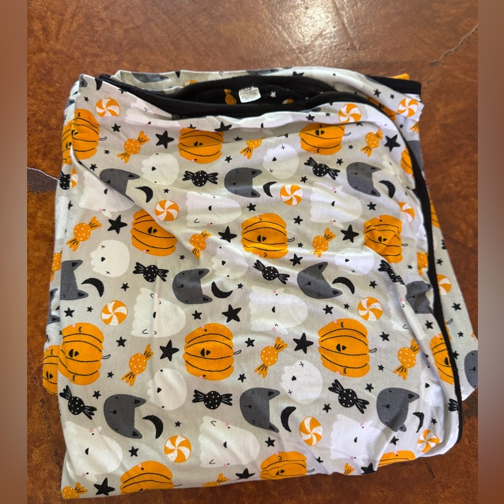 Little Sleepies Boo Crew Halloween Cloud Blanket